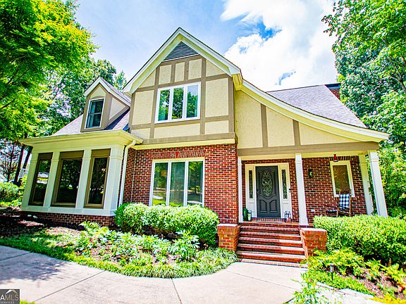 4th image of 150 Laurel Lakes Dr