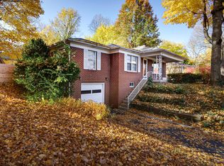 505 S Valley Ln, Greenwood, IN 46142