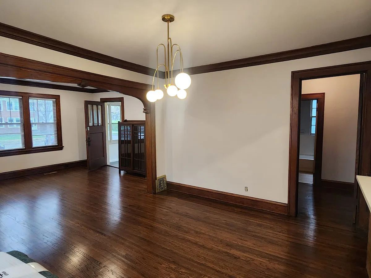 Building Photo - 3427 Pillsbury Ave