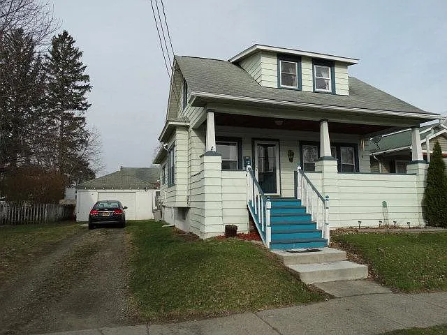 261 Dodge Ave photo 1