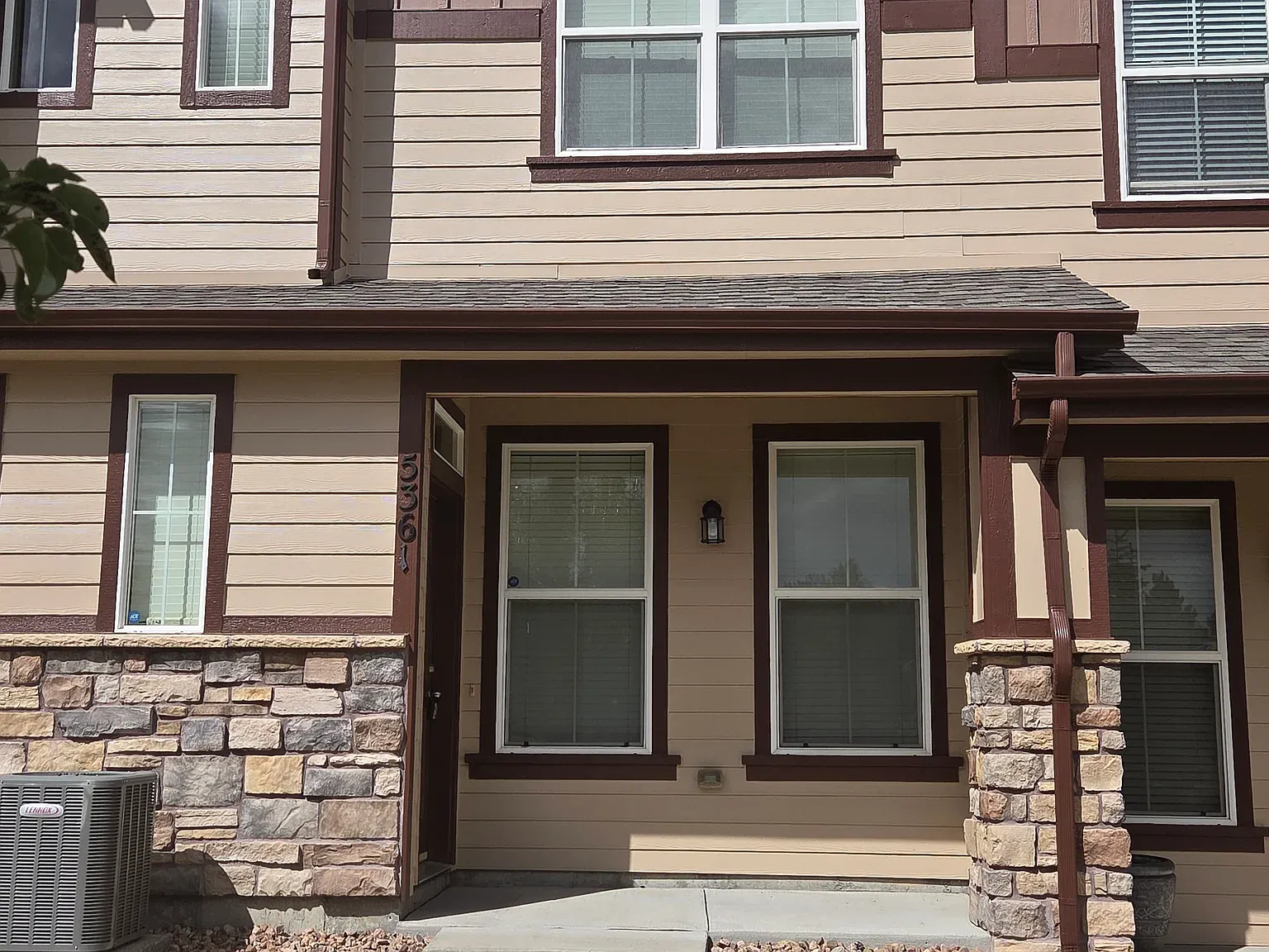 2 bed, 1324 sqft, $1,850 — Photo 1