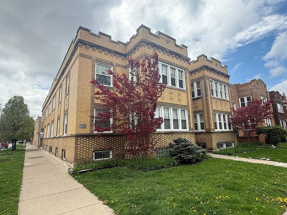 1st image of 3020 N Karlov Ave #1A
