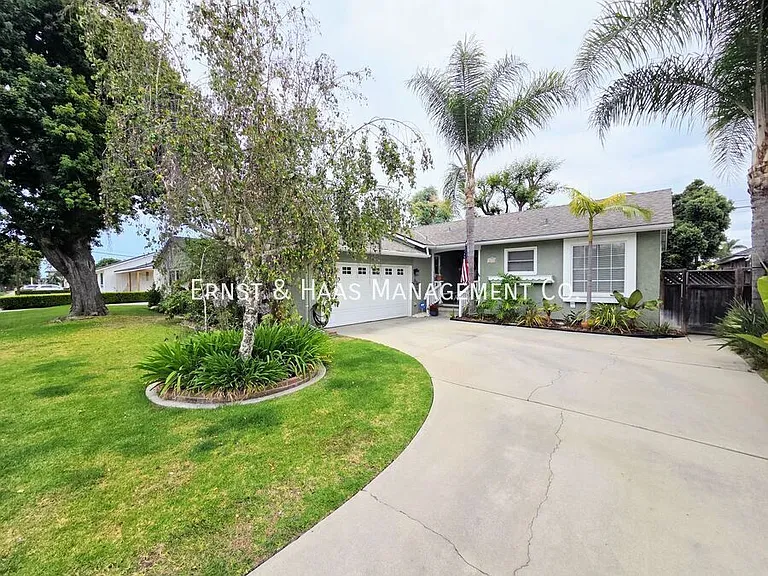 3111 Petaluma Ave — Photo 3