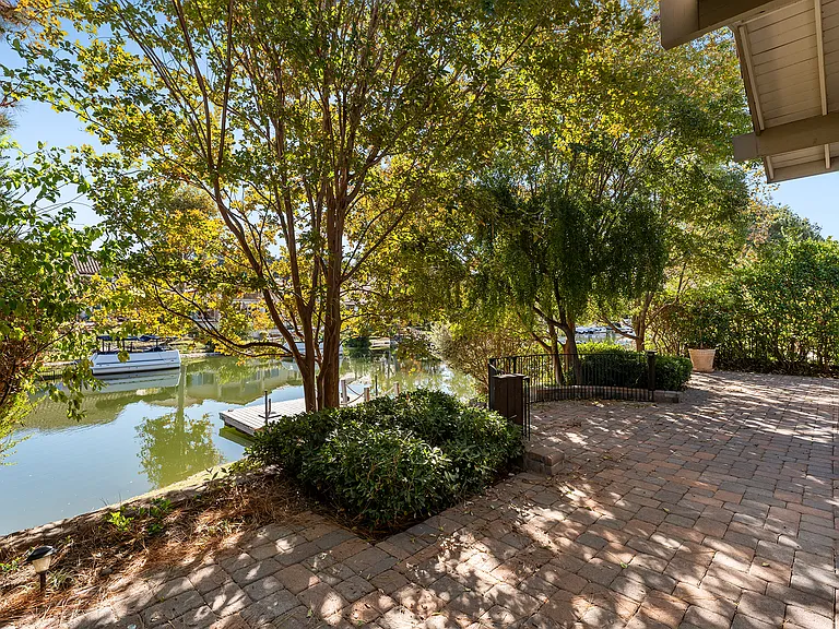 3830 Mainsail Cir — Photo 15