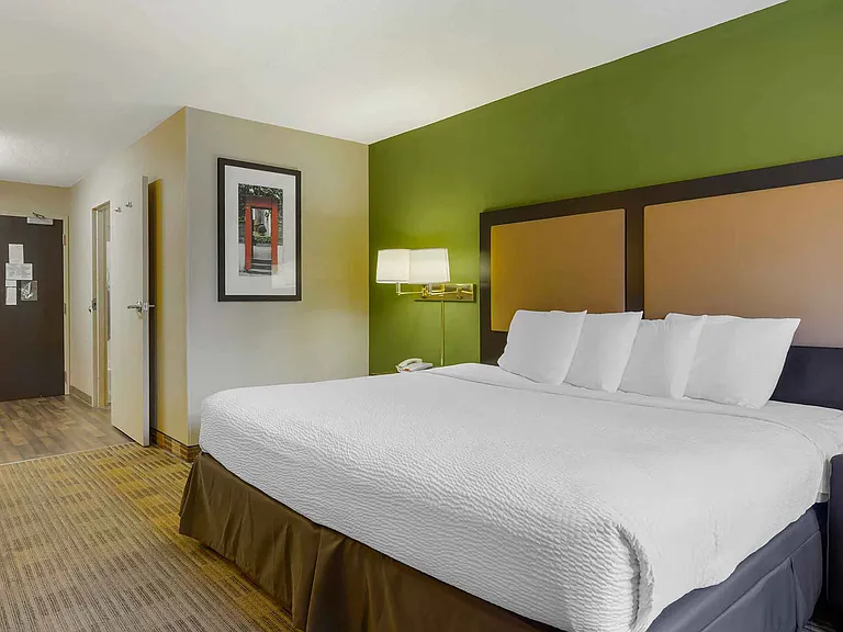 Studio Suite - 1 King Bed
