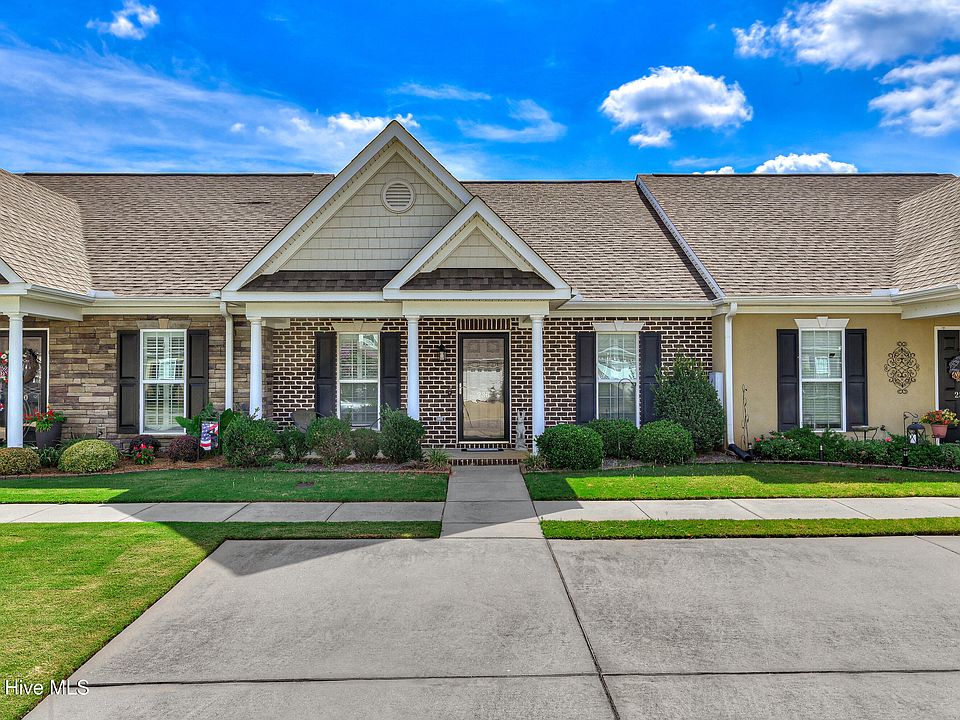 1st image of 236 Harvester Drive