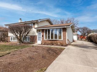 1730 W Byron Ave, Addison, IL 60101