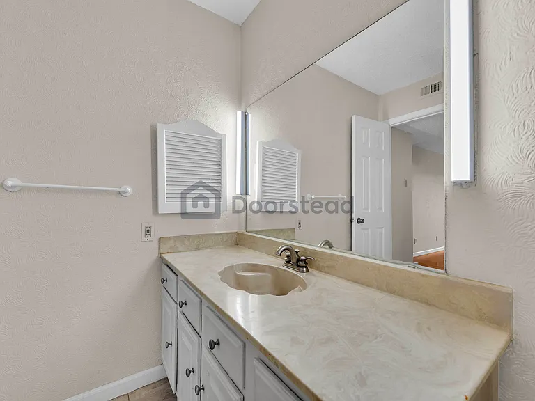 11490 Audelia Rd #328 — Photo 32