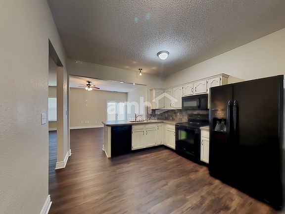 3rd image of 12247 Inside Trl