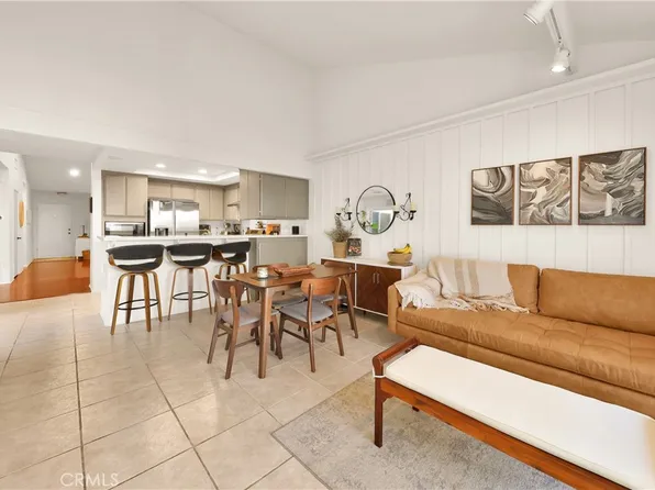 8544 De Soto Ave Unit 6, Canoga Park, CA 91304