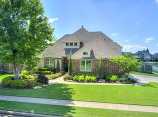 318 W 127th St S, Jenks, OK 74037