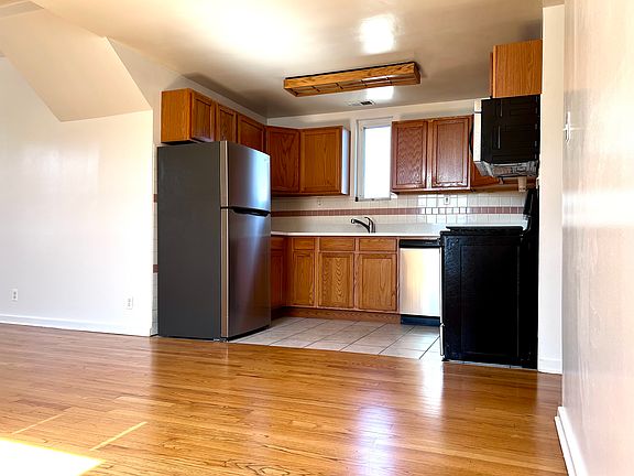 5th image of 1401 N Bosworth Ave #3