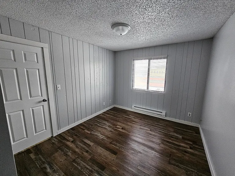 514 10th St N #2 — Photo 8