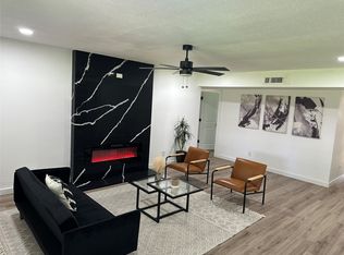 6305 Pine St, Rowlett, TX 75089