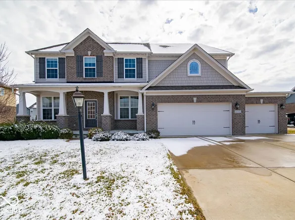 14765 Edgebrook Dr, Fishers, IN 46040