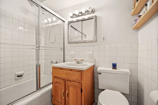 Rented by Compass | media 6