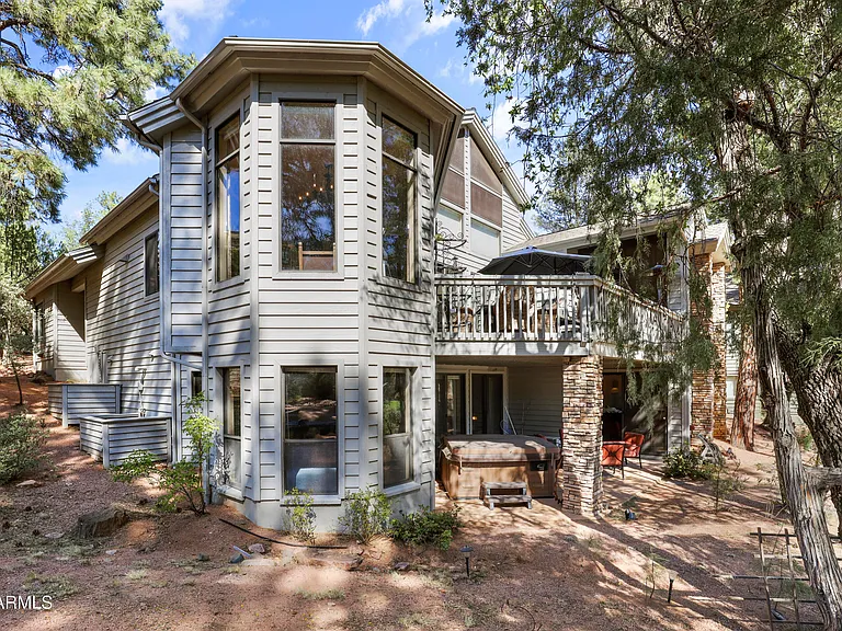 2609 E Pine Island Ln — Photo 41