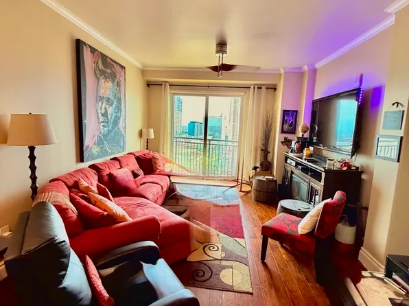 215 Center UNIT 1608, San Antonio, TX 78202