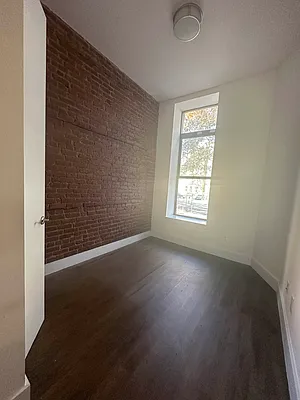 Rented by BRICK & GALO REALTY CORP | media 6