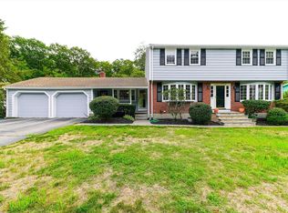 24 McAndrew Rd, Braintree, MA 02184