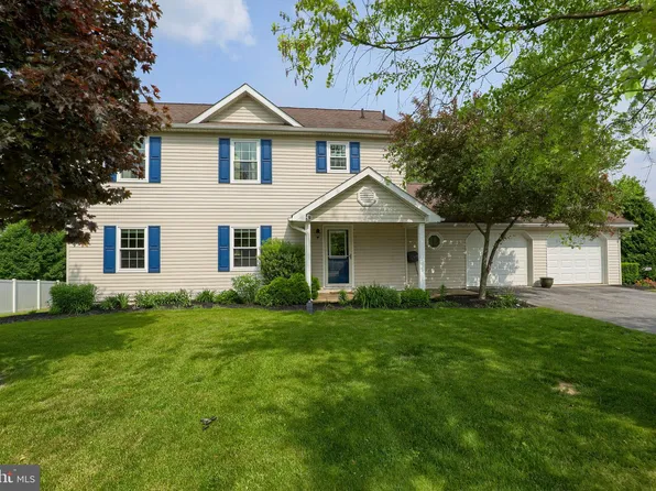 92 Schoolhouse Ln, Windsor, PA 17366