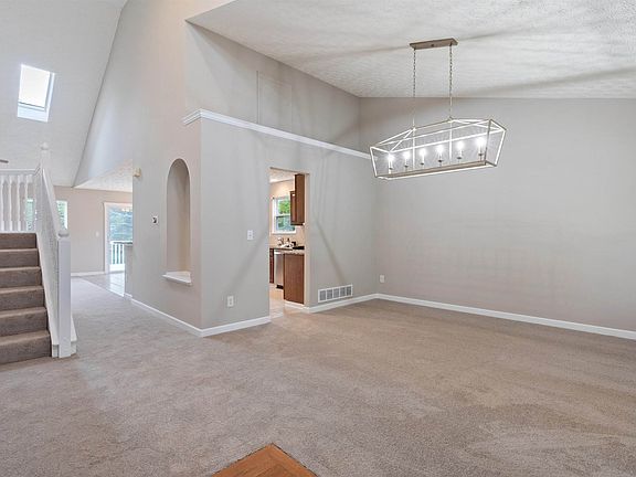 5th image of 4478 Haybury Dr