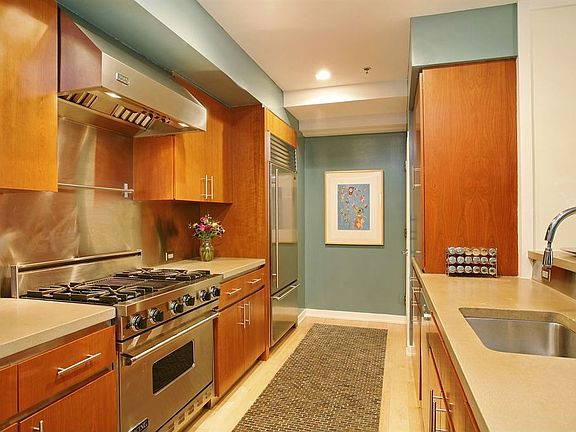 3rd image of 38-44 Laight St #6C