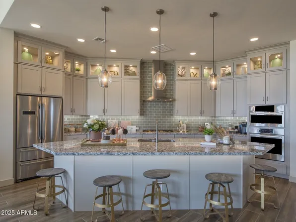 2038 W UNION PARK Drive, Phoenix, AZ 85085