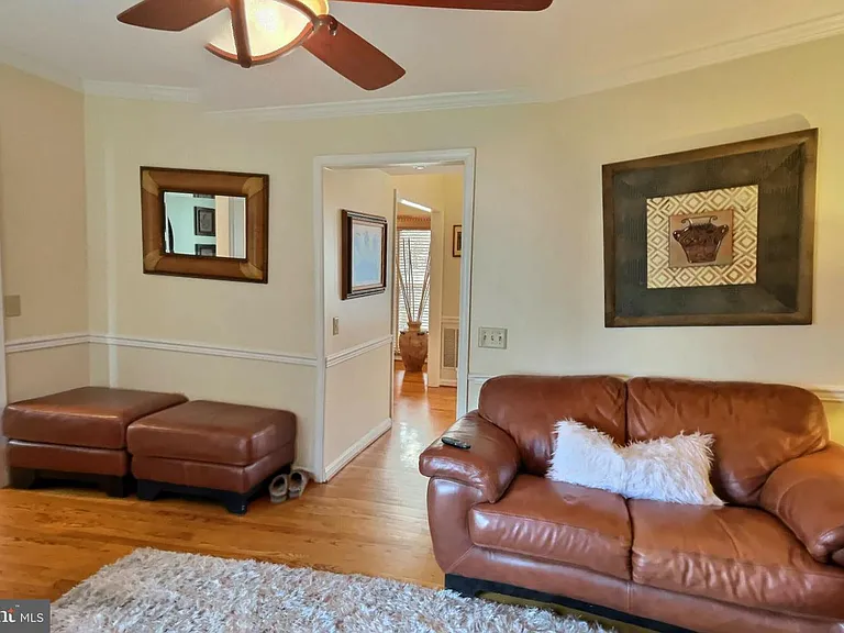 1501 Silverado Ct — Photo 28