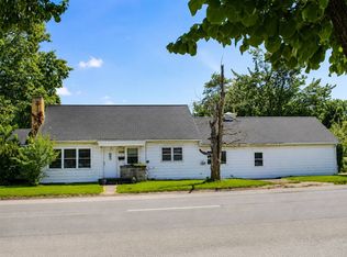 1408 W Delaware St, Fairfield, IL 62837