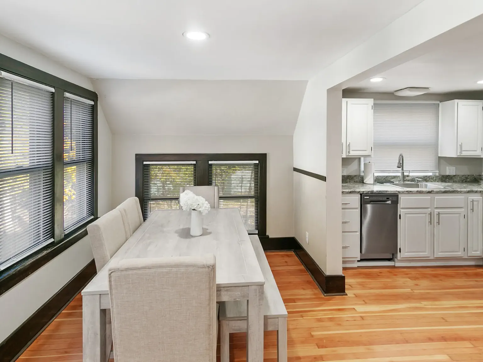 3 bed, 1500 sqft, $3,600 — Photo 4