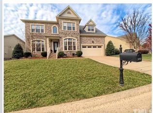 175 Briarfield Dr, Apex, NC 27502