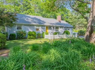 89 Cliff Pond Rd, Brewster, MA 02631