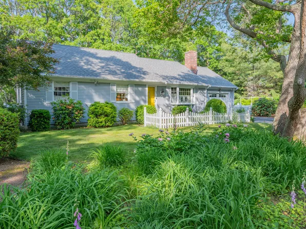 89 Cliff Pond Road, Brewster, MA 02631