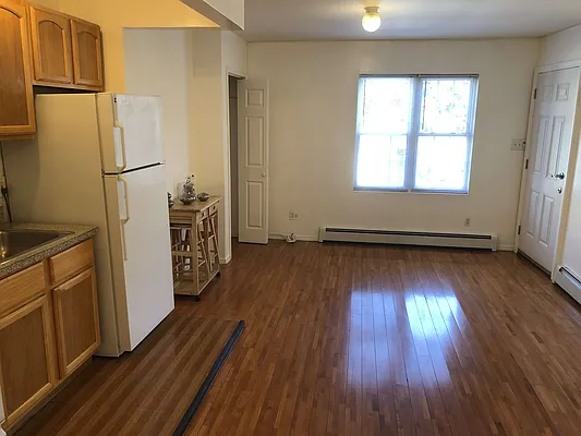Rented by Owner | media 8