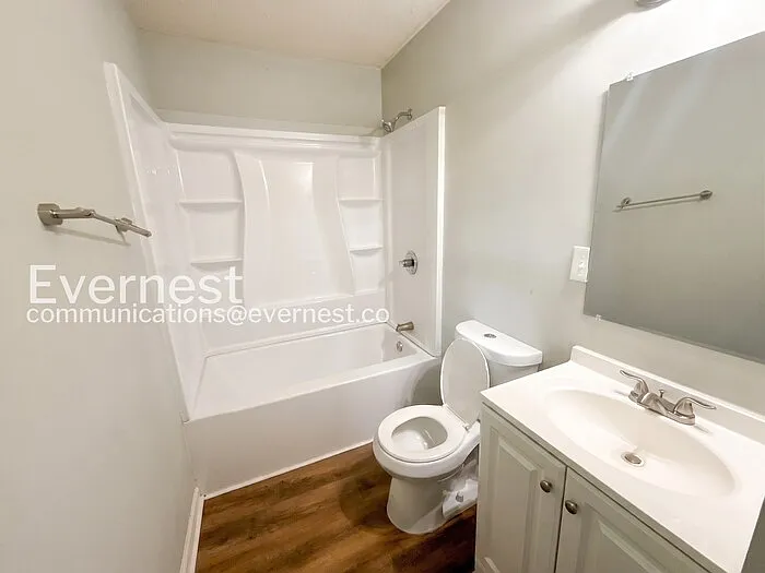910 Canton Pl — Photo 11
