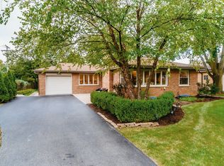 1446 Huntington Dr, Glenview, IL 60025