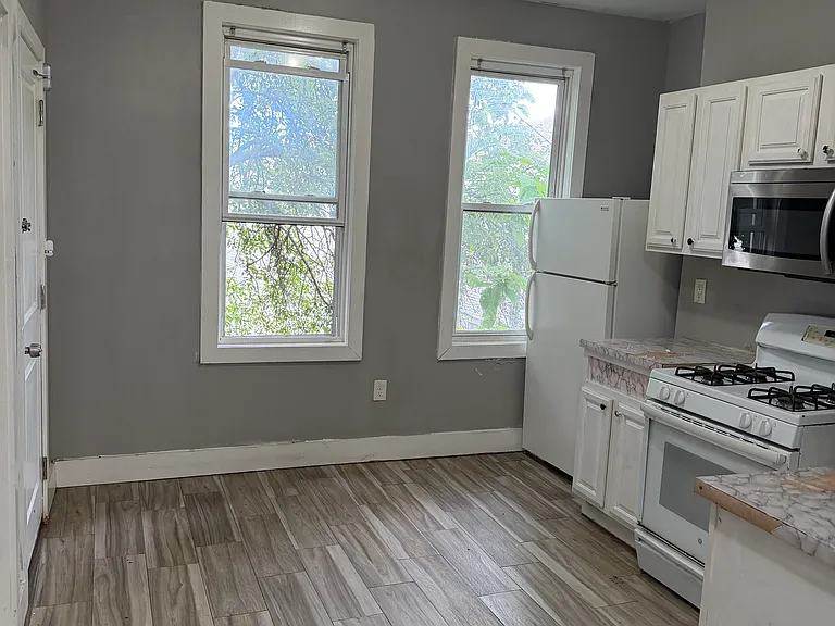 228 Wilkinson Ave #2 — Photo 1