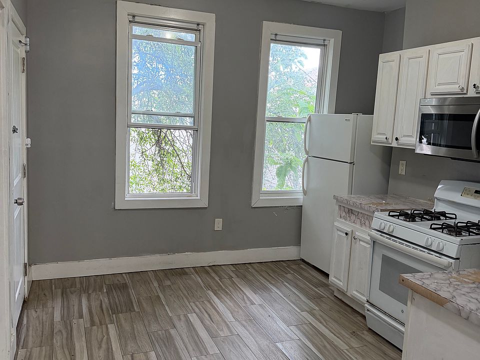 1st image of 228 Wilkinson Ave Floor 2