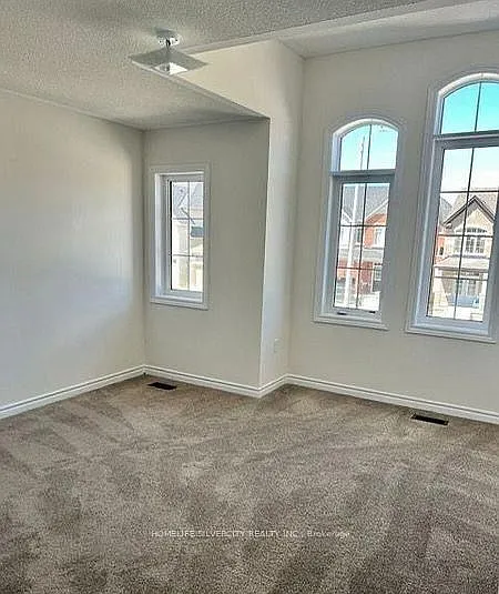1335 Stevens Rd — Photo 6