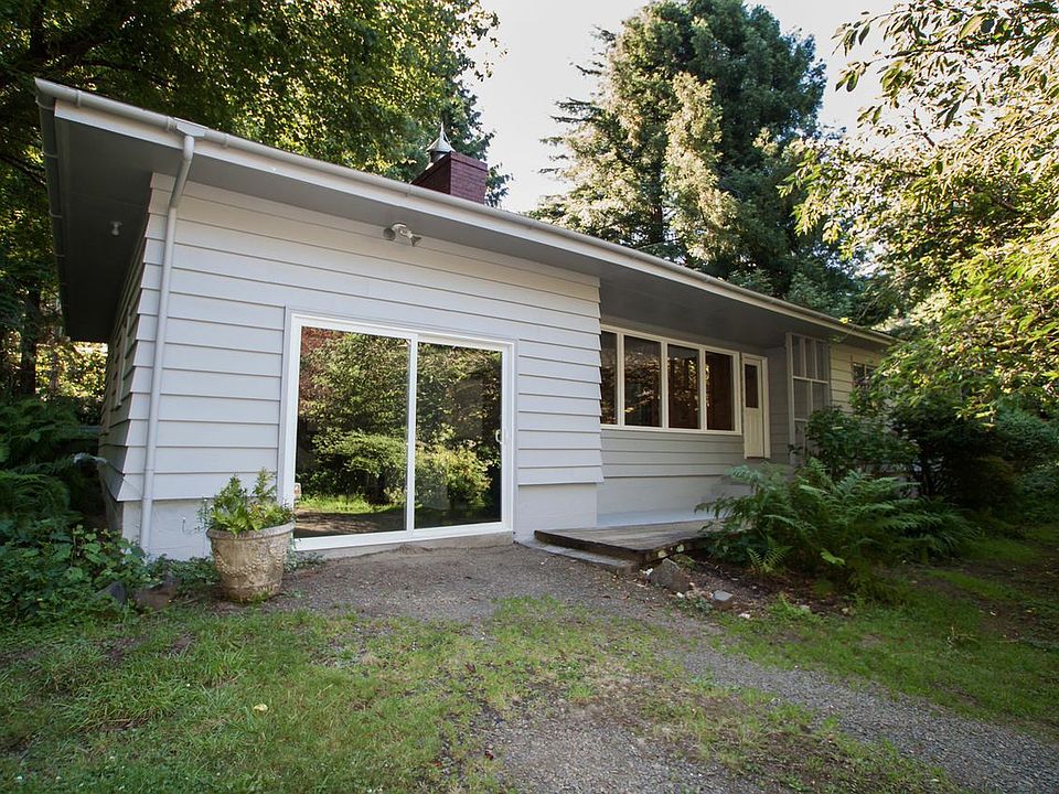 Main House on 615 N Elm str.