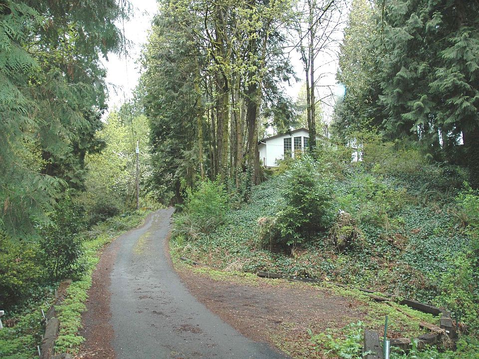 Drive up to house