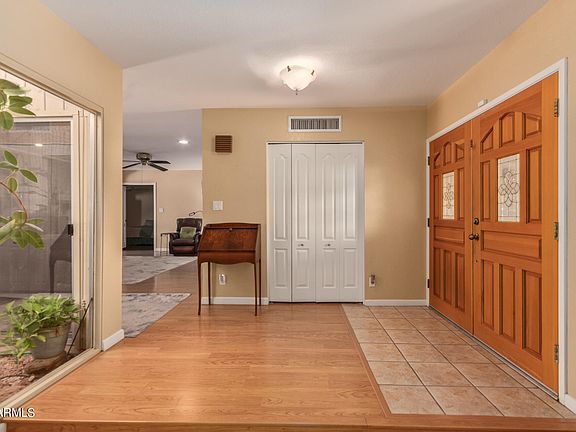 3rd image of 236 W COUNTRY GABLES Drive