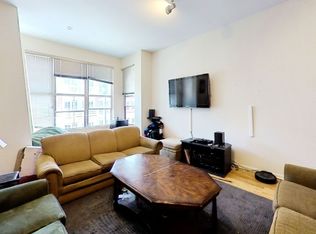 2755 N Lincoln Ave APT 3, Chicago, IL 60614