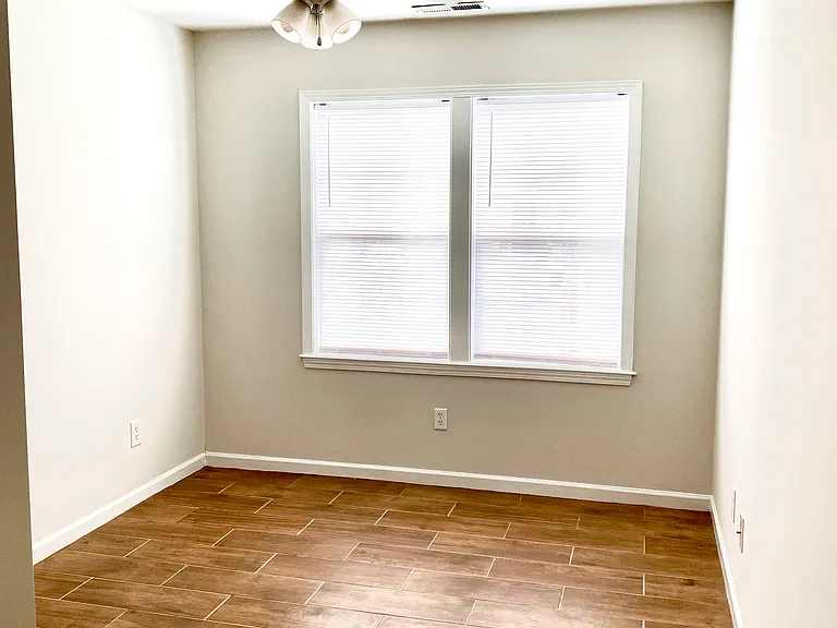 4513 Country Club Rd #F103 — Photo 10