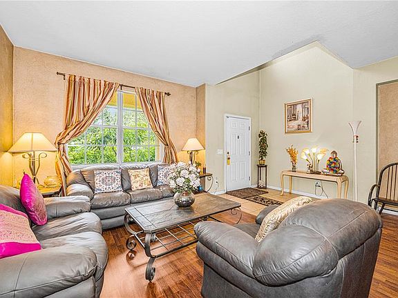 5th image of 11217 LAUREL BROOK COURT