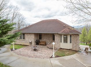 2280 Ramblewood Rd, Harrisonburg, VA 22801