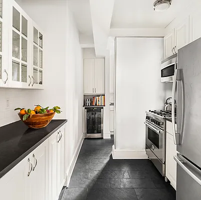 Sold by Compass | media 3