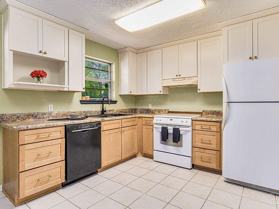 1st image of 1416 Clio Dr