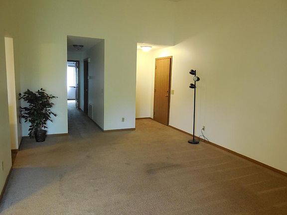 5th image of 6264 Magda Dr Unit C